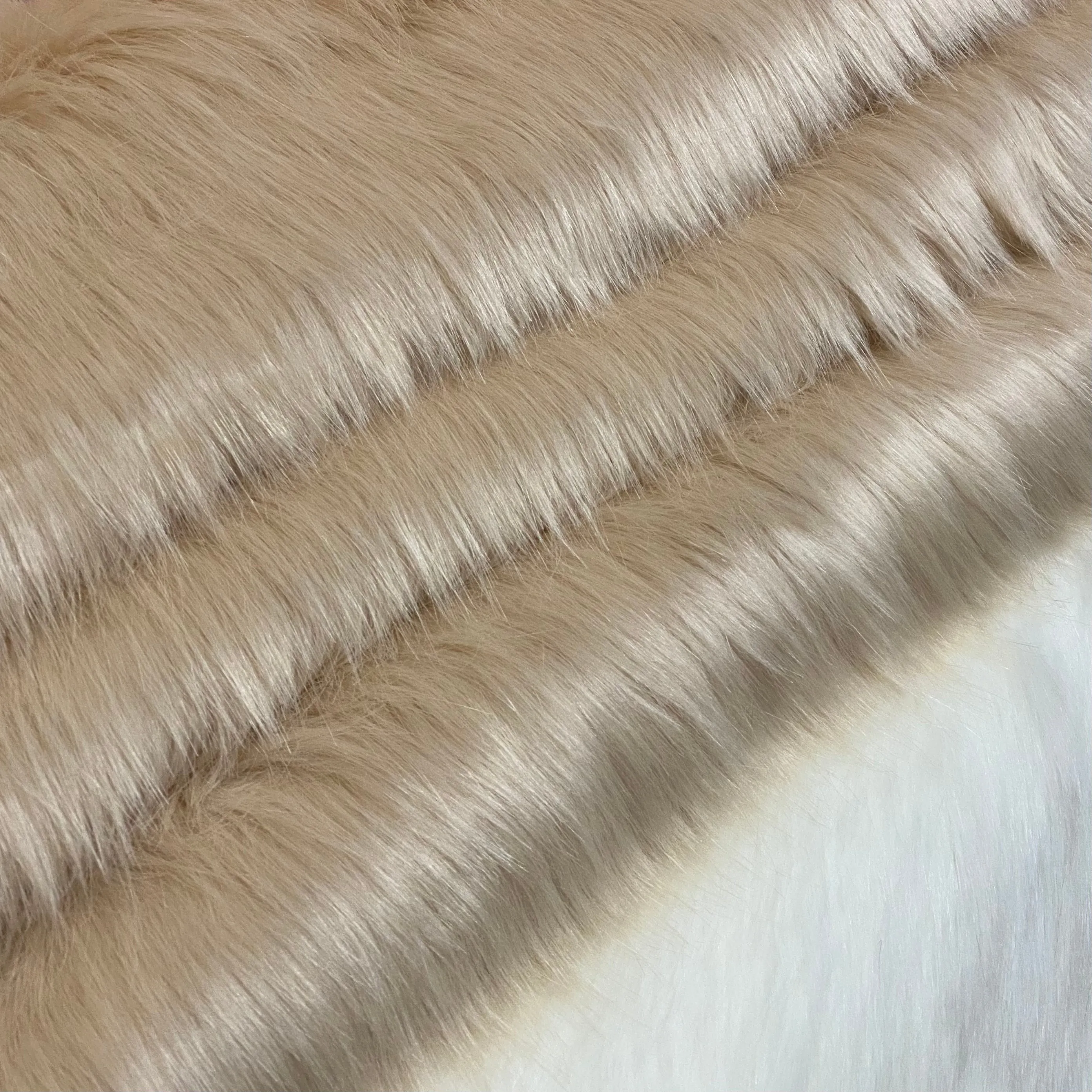 CREAMY BLONDE - Luxury Faux Fur - 2023 Range