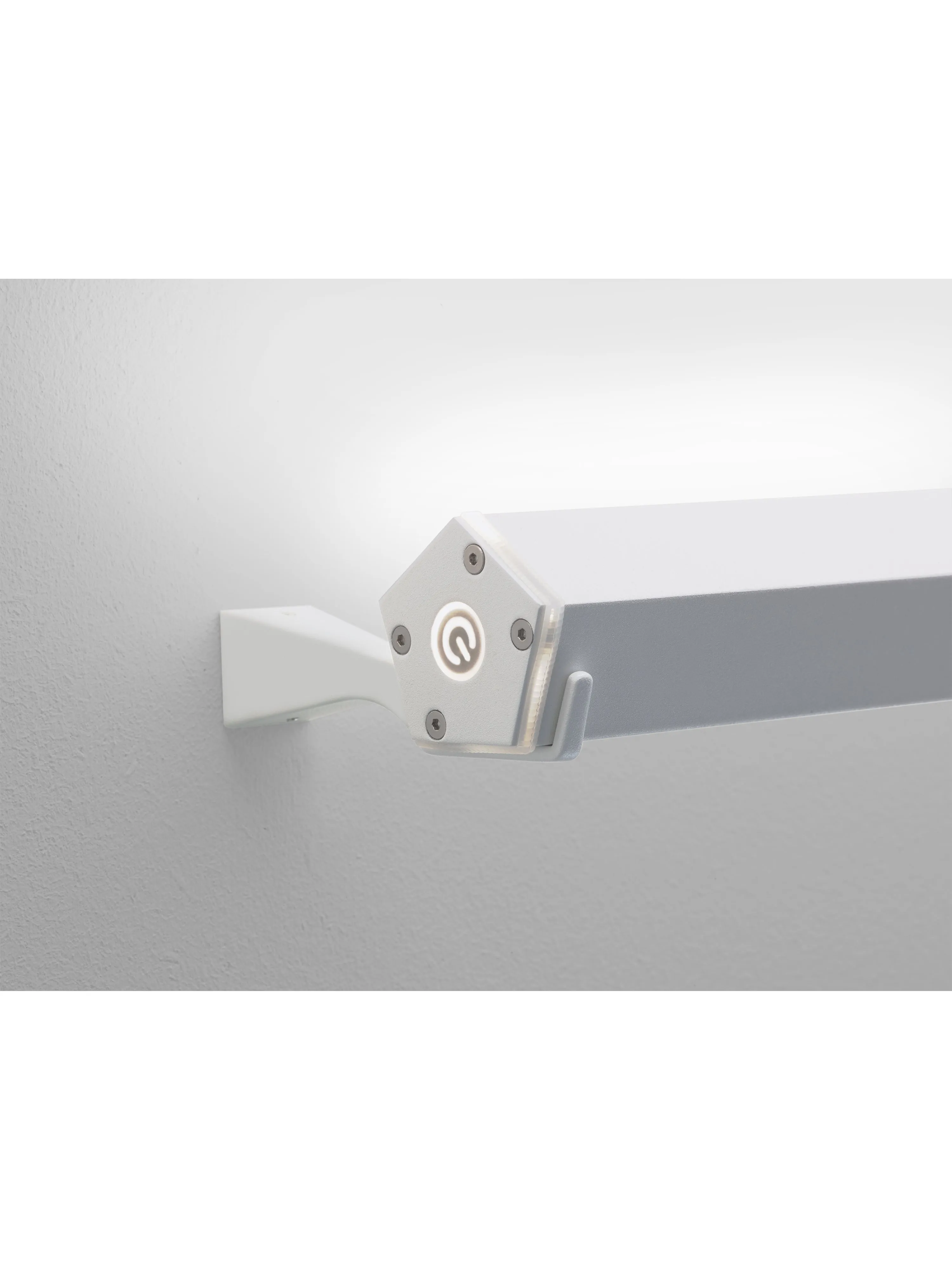 Pencil Light - Horizontal Wall Mount